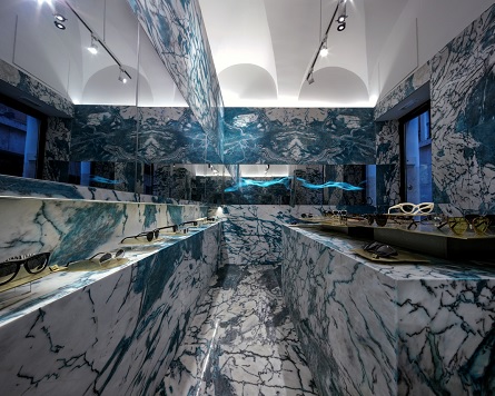 Hawkers tienda Roma 1